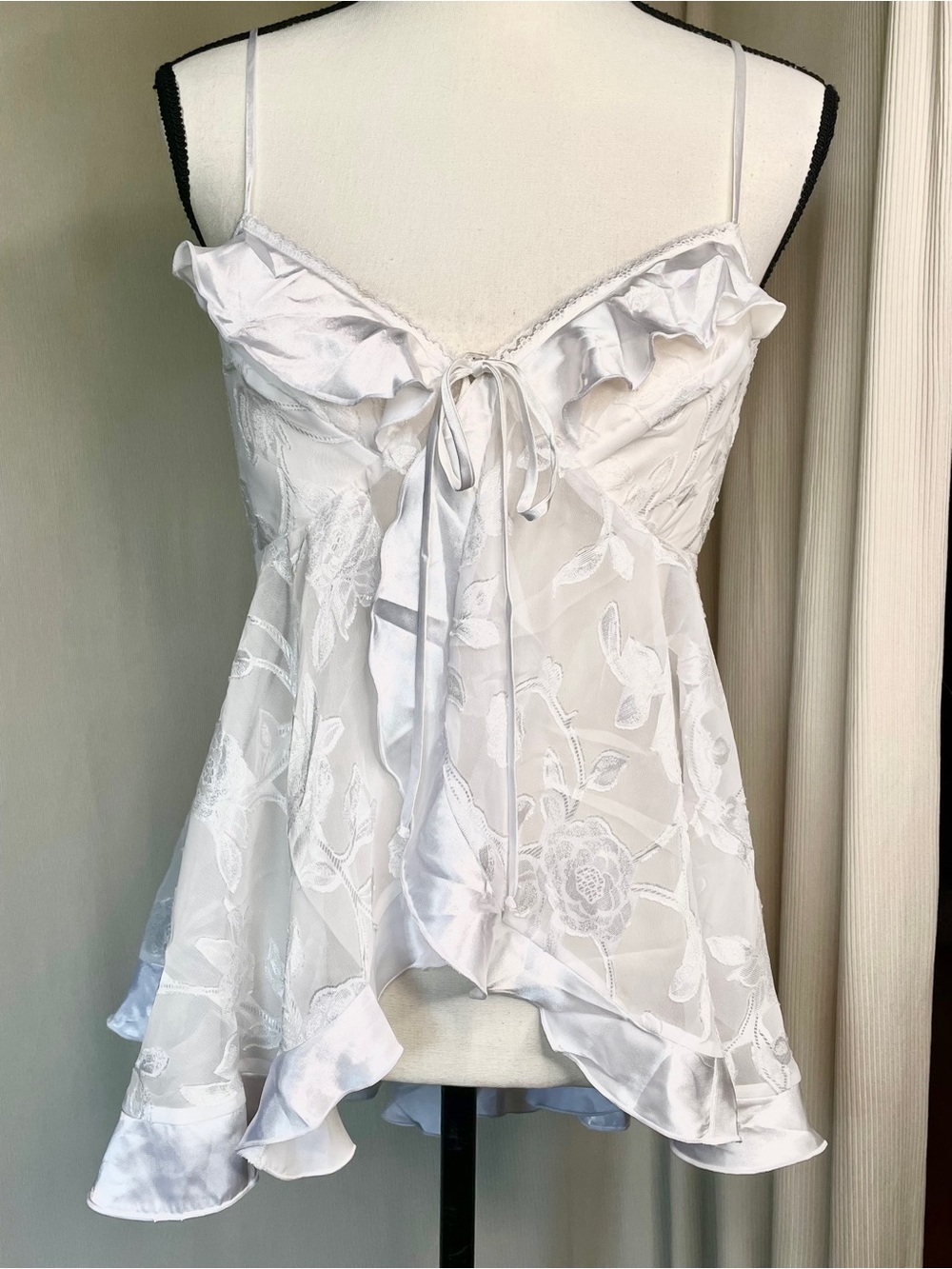White Sheer Floral Babydoll & Matching Thong Lingerie Set Size M NWOT